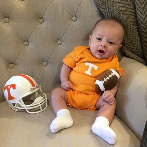 Meet your Posher, Tosha - Picture 3 of 8