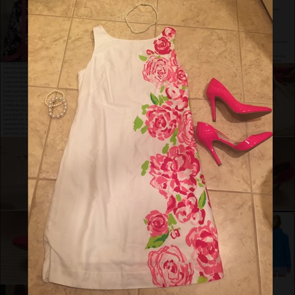 Lilly Pulitzer First Impressions Dress size 6!