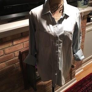 Madewell chambray shirt size l