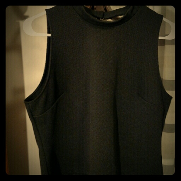 Black crop top