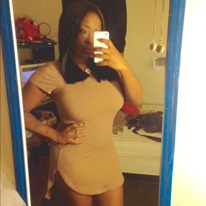 NUDE 😍 high low tee shirt dress 😊