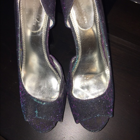 Heels - Picture 3 of 4