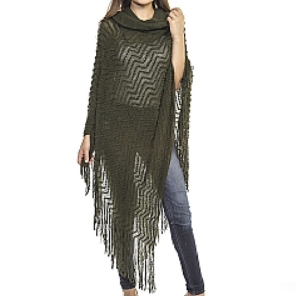 Hooded poncho