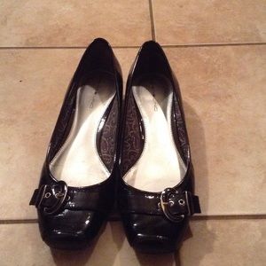 Bandalino patten flats with rubber flats