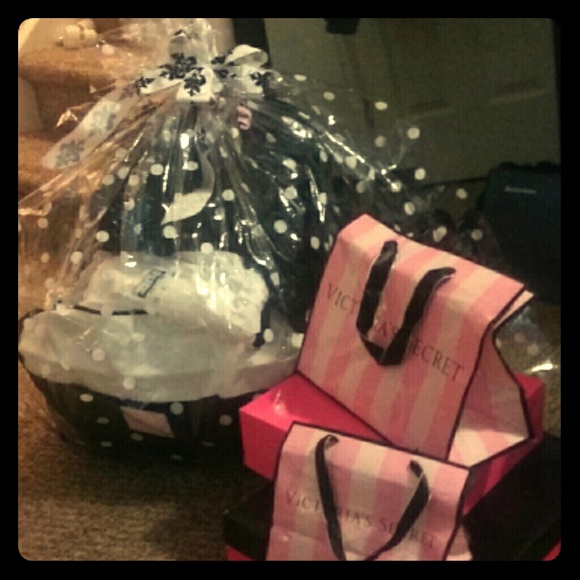 Victoria secret gift bags