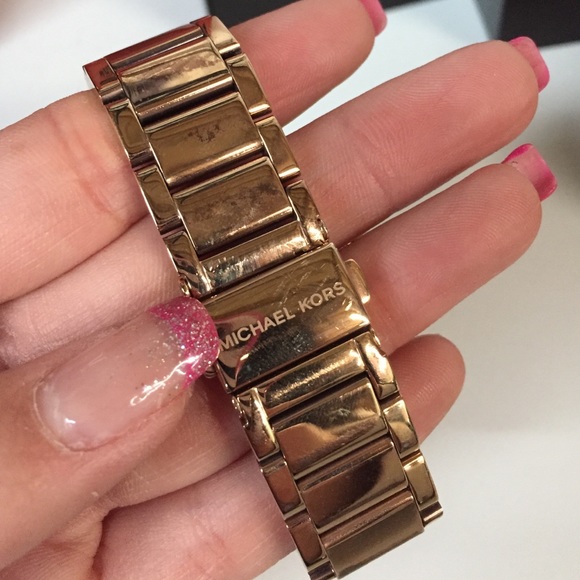 Authentic MK Rose Gold-Tone Stainless Steel Watch - Picture 4 of 4