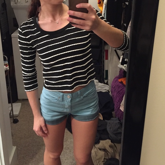 Cooperative Scalloped Top
