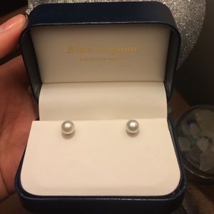 Pearl Stud earrings: Blue Lagoon by Mikimoto 14kt