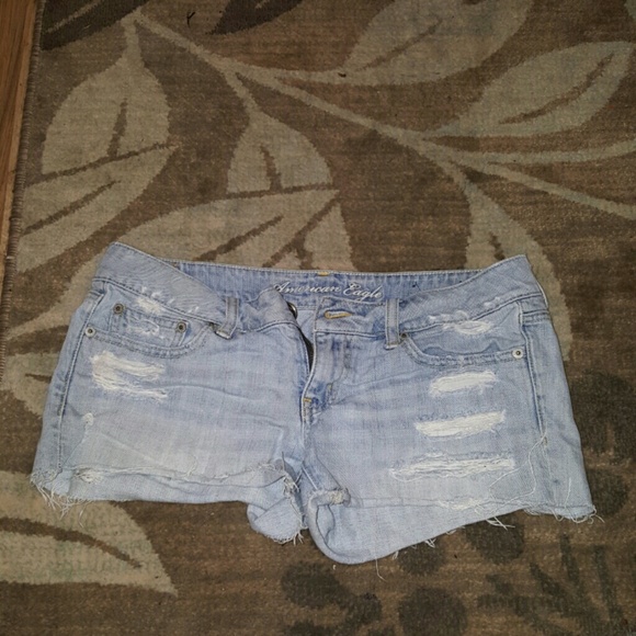 American Eagle distressed shorts