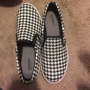 Houndstooth sneakers