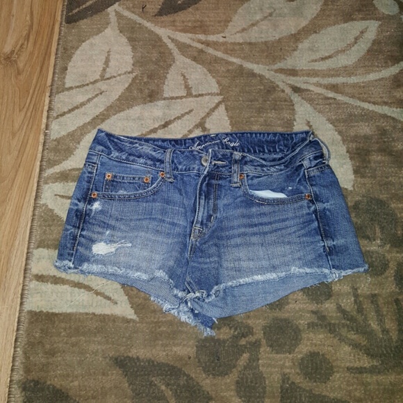 American Eagle distressed shorts