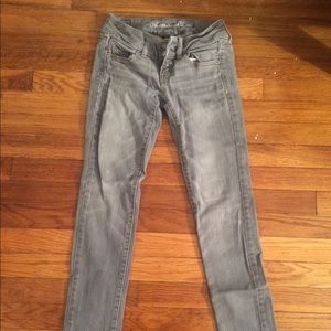American eagle grey skinny stretch jeans