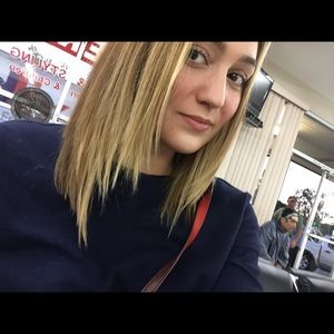 Meet your Posher, Calley