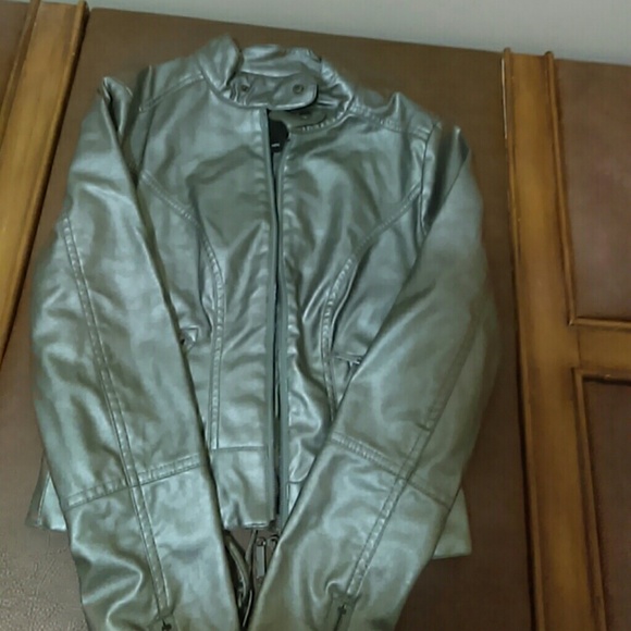 Used leather jacket