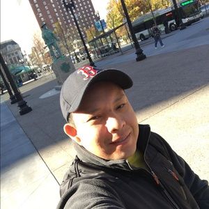 Meet your Posher, Jairo