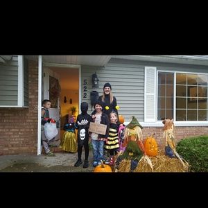 Meet your Posher, Harmony