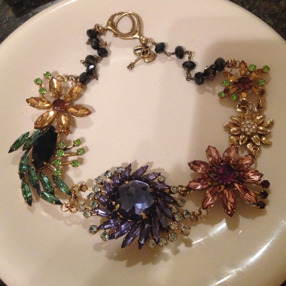 Statement necklace!