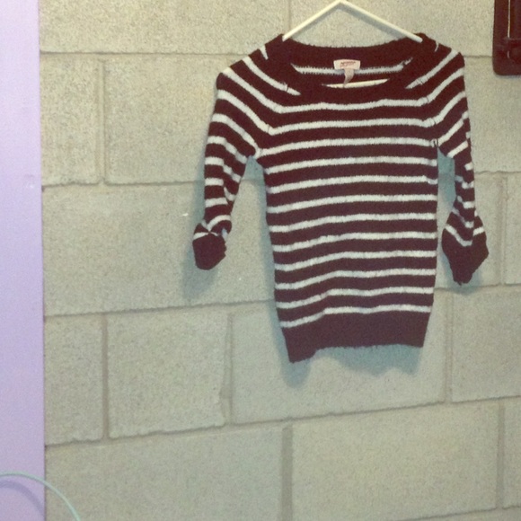 Sweater - Picture 1 of 1