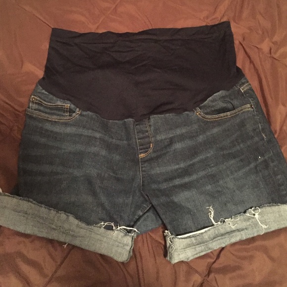 Pregnancy shorts