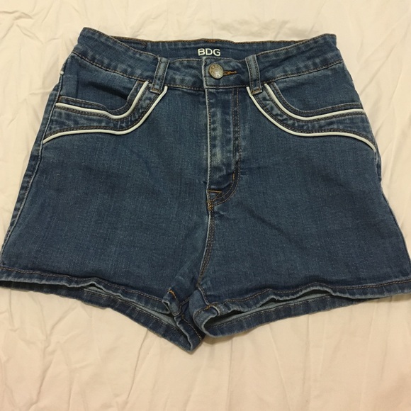 URBAN OUTFITTERS high waisted jean shorts