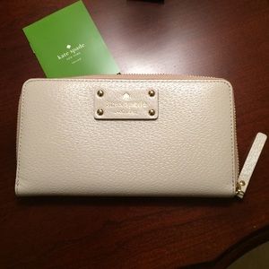 Kate Spade Neda Wellesley