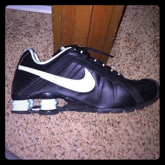Nike Shox. Size 8 woman's.