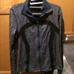 Lu lu lemon jacket, size large