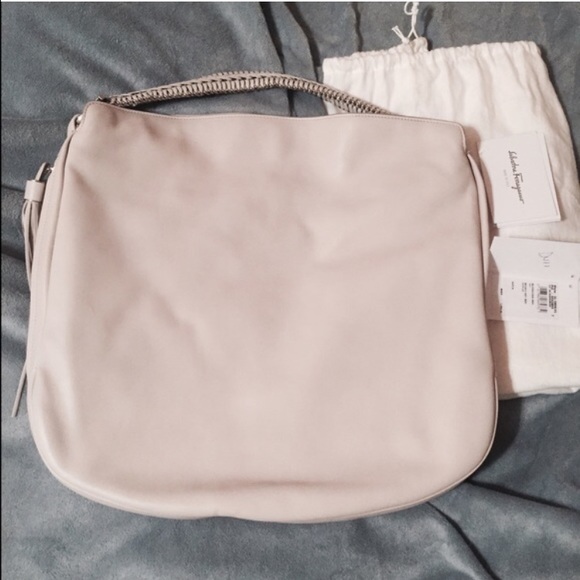 Final reduction:) Ferragamo Kayla leather bag - Picture 4 of 4