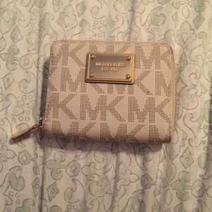 MK Jet Setter wallet