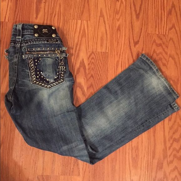 Sold on Ⓜ️ - Picture 2 of 4