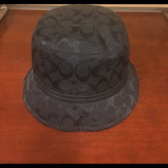 Coach bucket hat - Picture 1 of 2