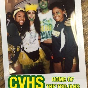 Meet your Posher, Maya