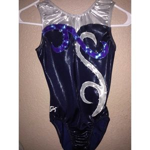 Gymnastic leotard