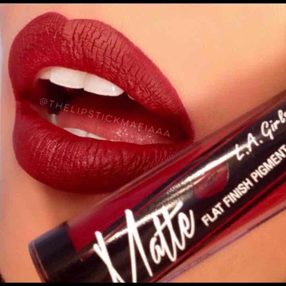 LA GIRLS MATT LIPGLOSS