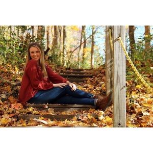 Meet your Posher, Abbie