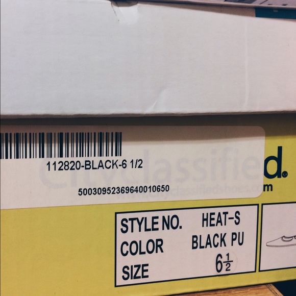 SOLD / Black Ballerina Lace Up Flats - Picture 3 of 3