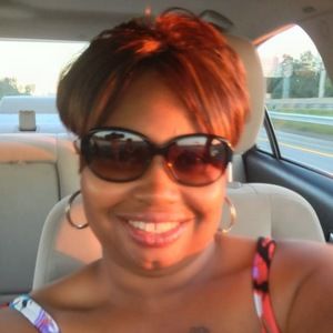 Meet your Posher, Yvette