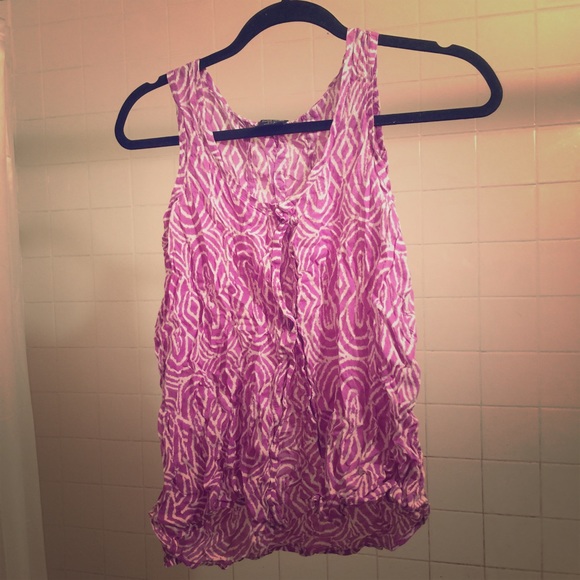 Purple loose tank top.