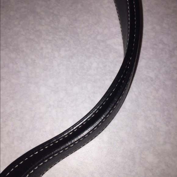 🚫SOLD🚫Small Black Coach Crossbody - Picture 3 of 4