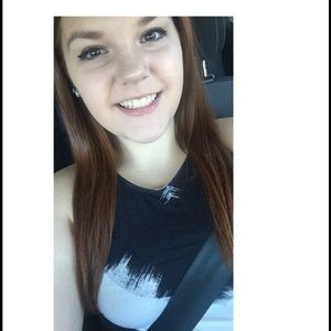 Meet your Posher, Brooke