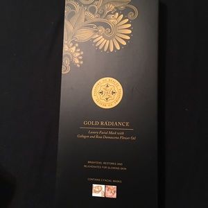 Gold radiance luxury facial masks