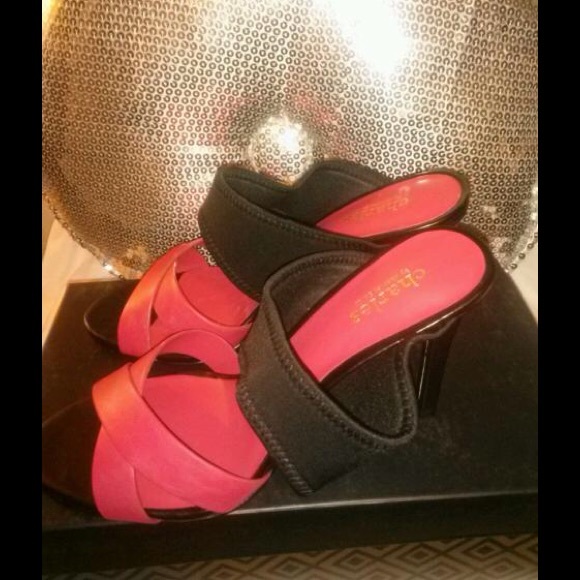 NEWCharles David Leather slip ons.Size 8 Avail - Picture 3 of 4