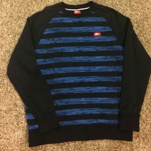 Nike sweatshirt