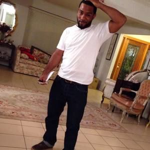 Meet your Posher, Dennis