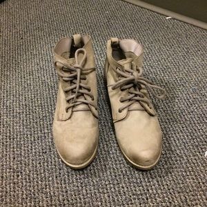 Steve Madden tie up booties