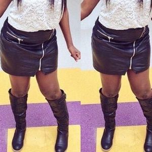 Leather zipper skirt