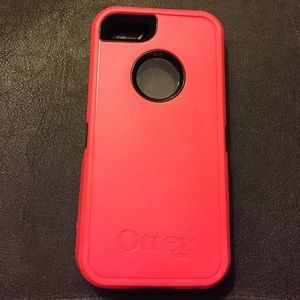 iPhone 5 Otterbox defender case