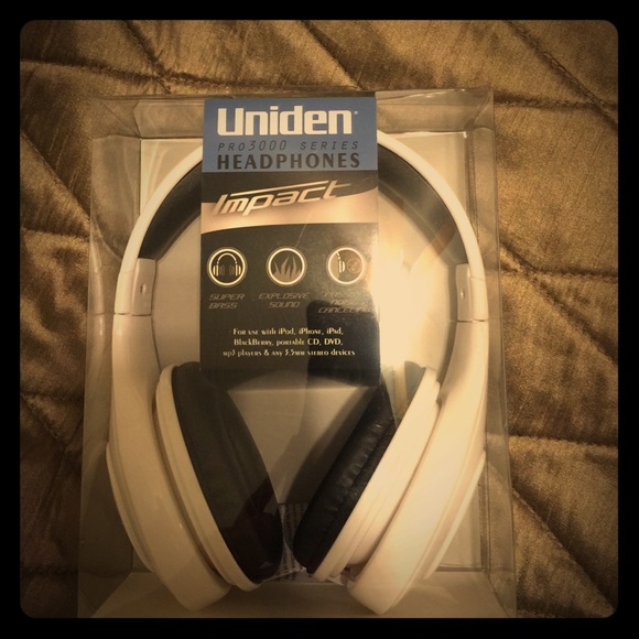 Brand new Uniden headphones!