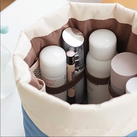 Dusty blue or deep pink travel toiletry organizer - Picture 2 of 4