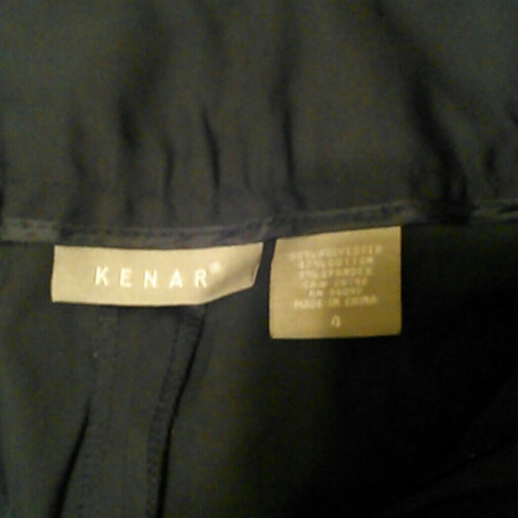 Black skirt. Front zip. Kenar. - Picture 3 of 3